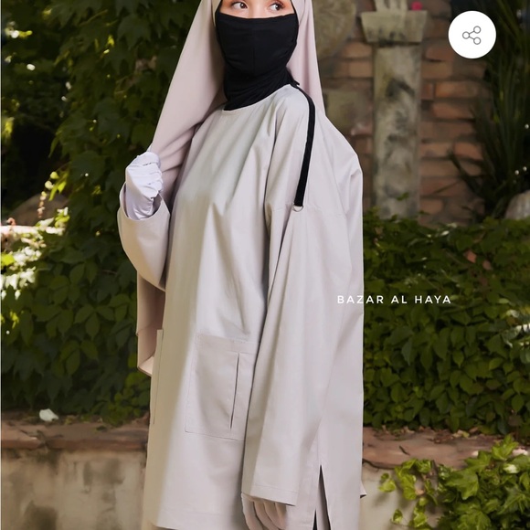 Muslim premium cotton blouse and skirt set from Bazar Al Haya light grey - Picture 3 of 13